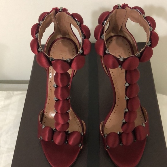 ALAIA Paris Bombé Rouge Pompei Satin Sandal Sz 6.5 - Picture 5 of 12